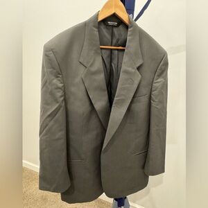 Henry Grethel Men’s Suit Set Gray Jacket 
Size 44L Pant Size 38